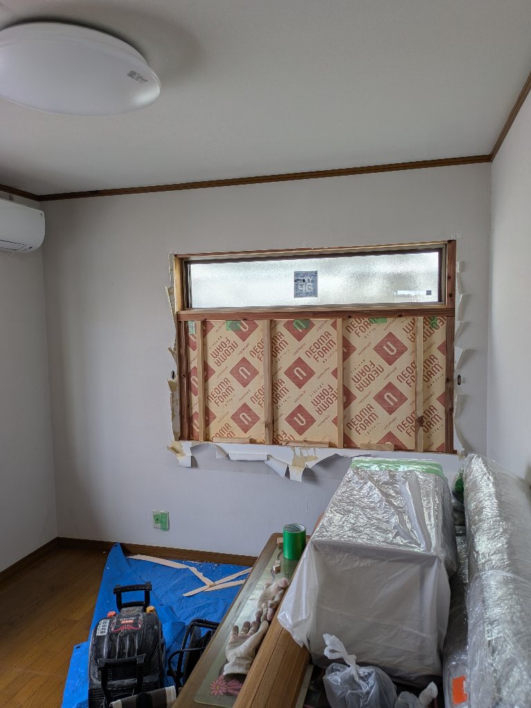 窓リノベ　窓リフォーム　ハツリ工法　断熱リフォーム　ネオマフォーム　豊橋市　豊橋市　新城市　大工 画像