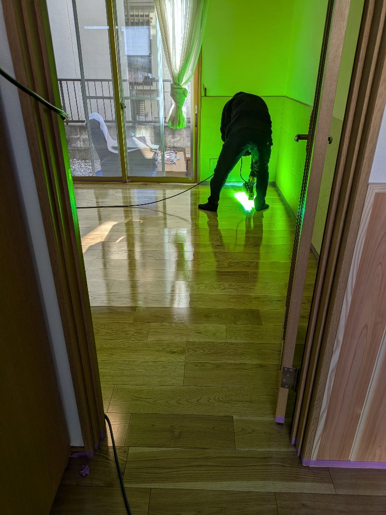 床　重ね張り　イクタフローリング　ナラ樫　仕上げ　フロアコーティング30年保証　大工　リフォーム　工務店 画像